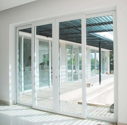 Mẫu cửa lùa 4 cánh nhôm xingfa