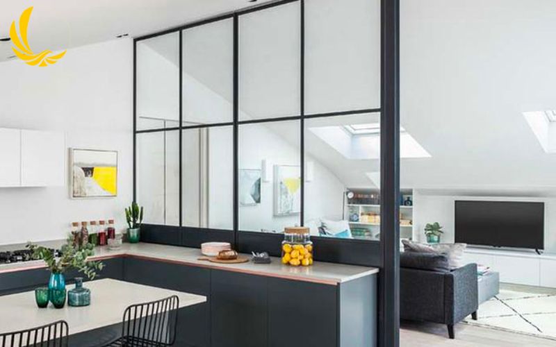 Các mẫu vách ngăn kính cường lực phòng khách hiện đại, đẹp