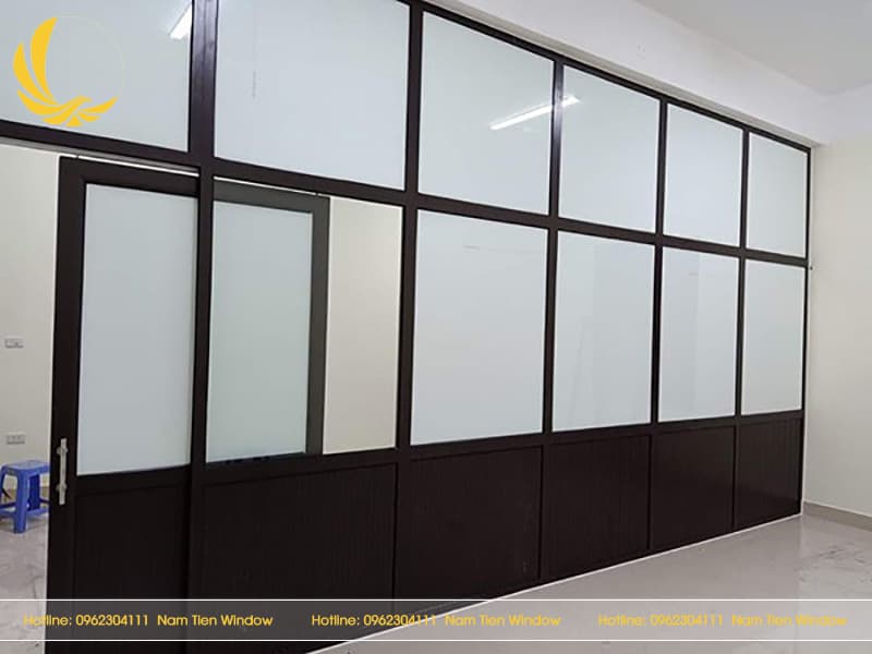 Thi công vách nhôm cho văn phòng