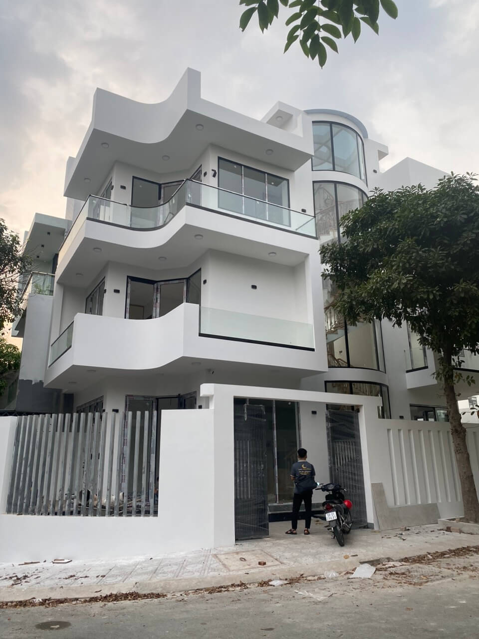 Dự Án Thi Công Cửa Nhôm Xingfa Cho Biệt Thự Phú Giáo, Bình Dương 4 cua nhom xingfa cho biet thu phu giao binh duong 2