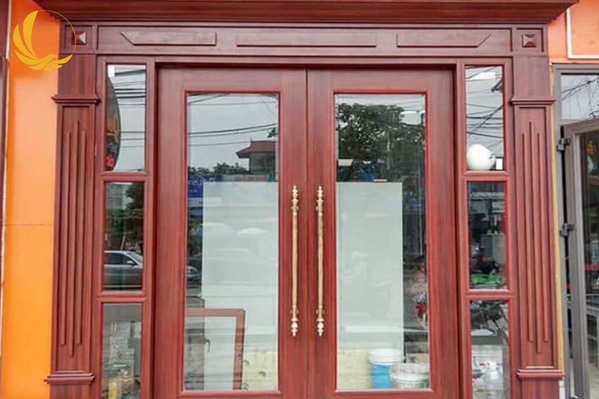 Cửa kính cường lực khung gỗ