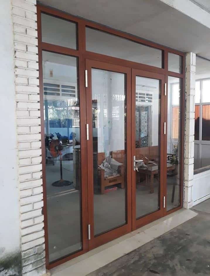 4 cua nhom xingfa he 63