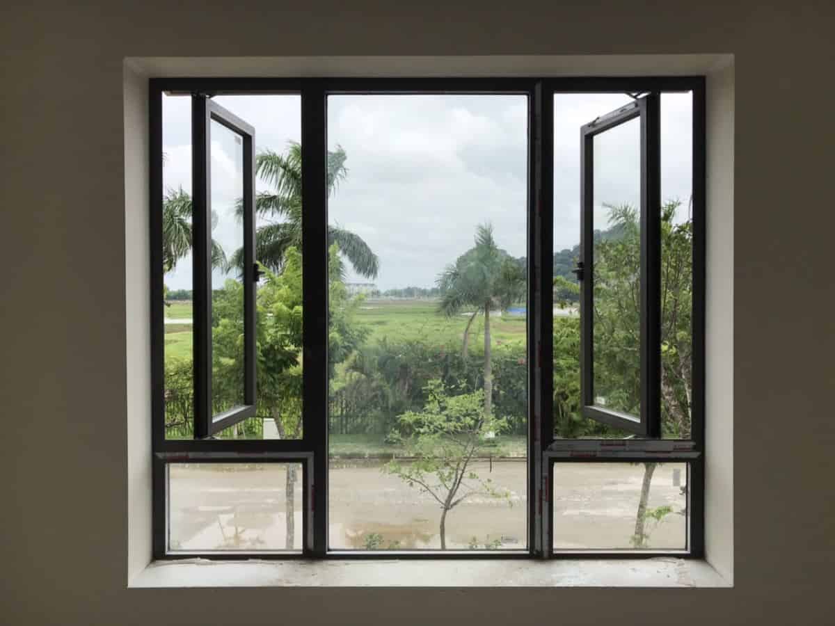 cua-so-quay-nhom-xingfa mẫu cửa nhôm xingfa 4 cánh mở quay kiểu 2