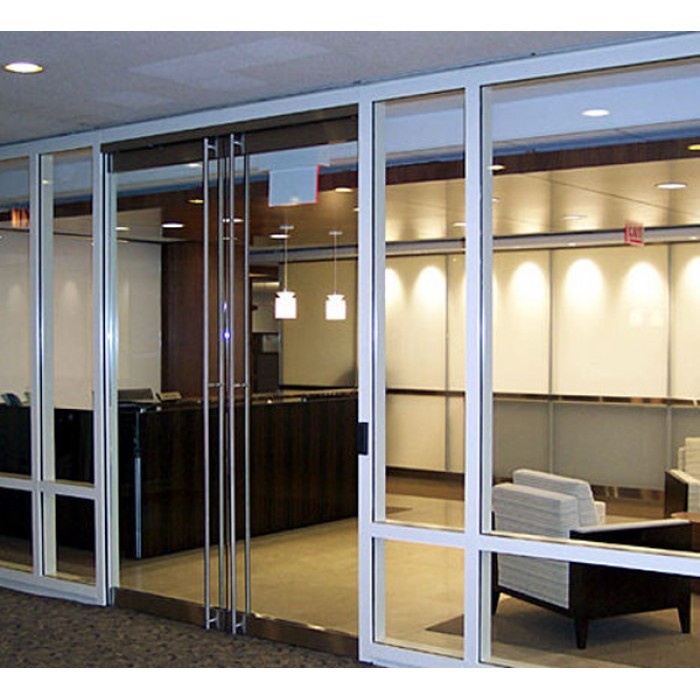 vach-kinh-cuong-luc-van-phong-sang-trong