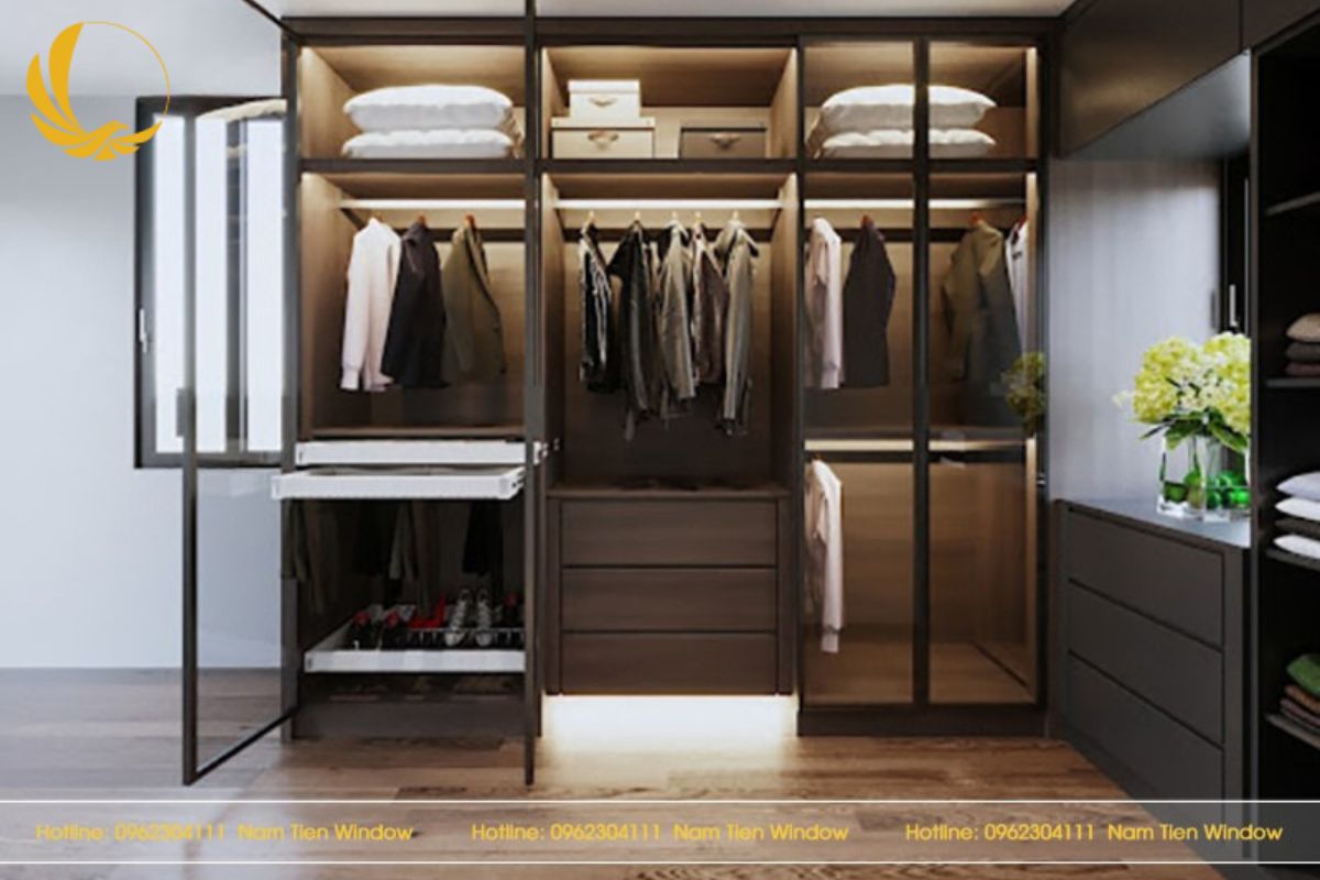 Mẫu cánh kính tủ quần áo mở quay thiết kế truyền thống tiện dụng hiện nay