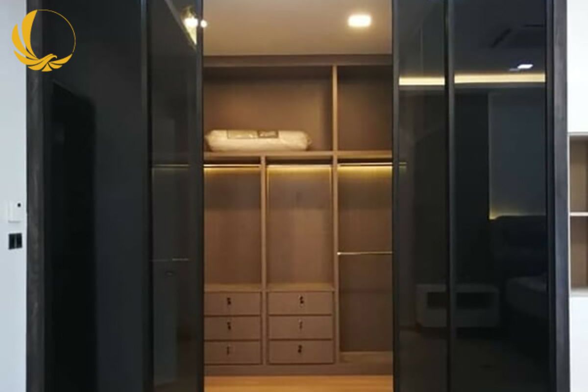 Tủ áo cánh kính lùa phù hợp phòng nhỏ căn hộ và không gian hạn chế
