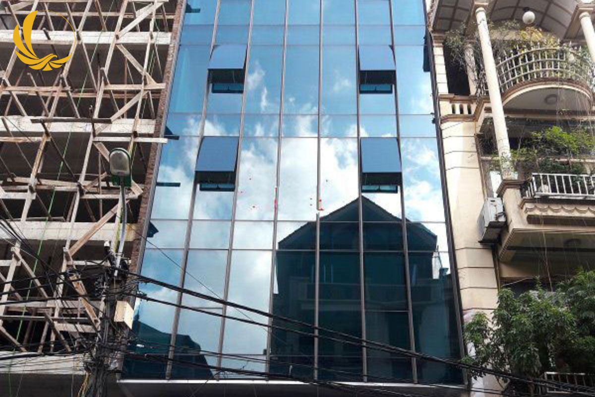 Mẫu vách mặt dựng lộ đố cho tòa nhà văn phòng