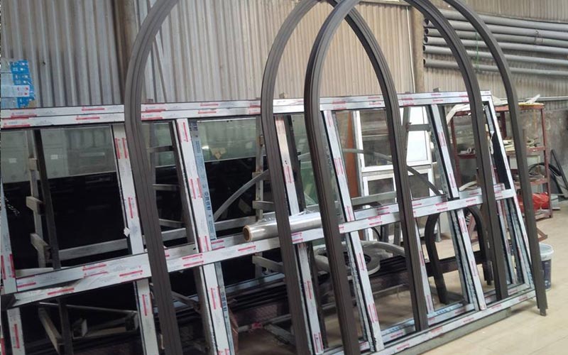 Cấu tạo cửa nhôm uốn vòng xingfa cao cấp