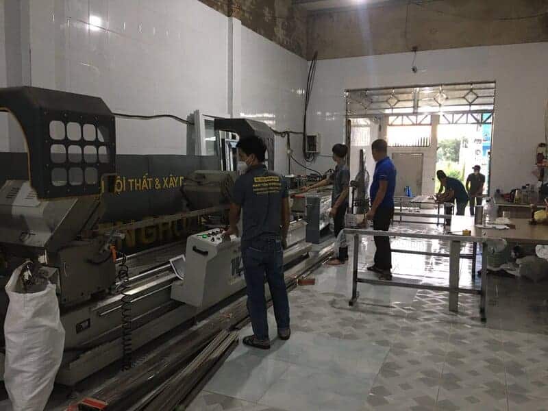 Nhà xưởng sản xuất cửa nhôm của Nam Tiến 2