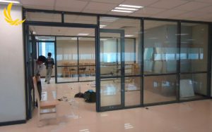 cua kinh cuong luc van phong 61 1