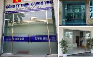 Mẫu cửa kính mặt tiền 3
