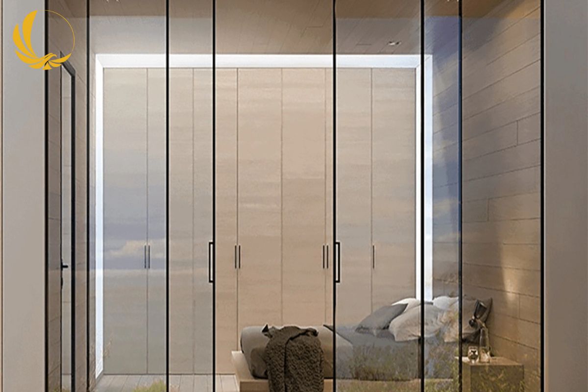 cua kinh cuong luc 4 canh chinh 5