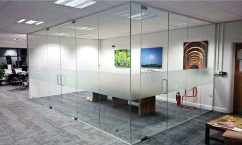 Trang chủ 51 Thi Cong Vach Kinh Cuong Luc