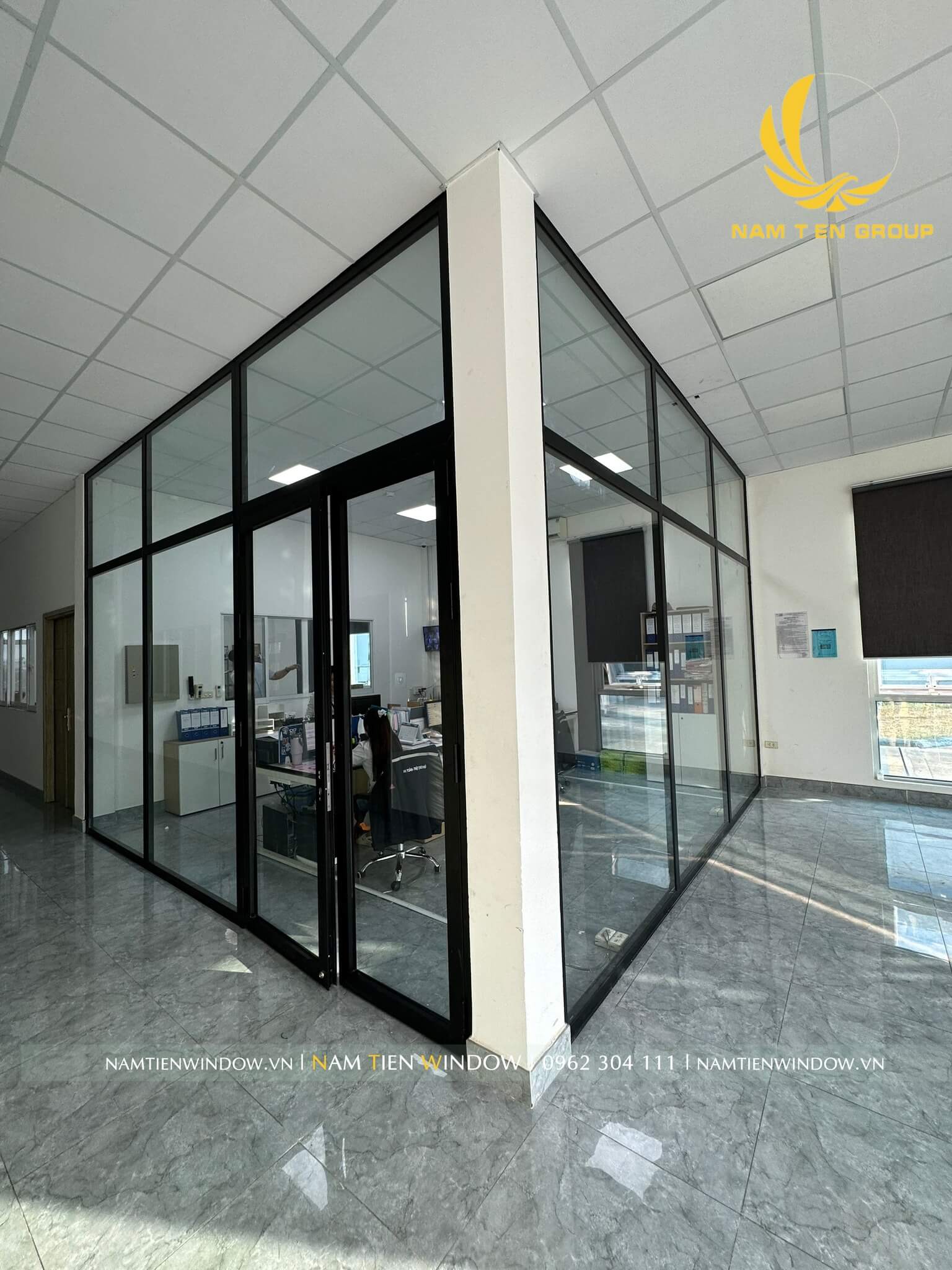 lap vach ngan phong ke toan kcn 5