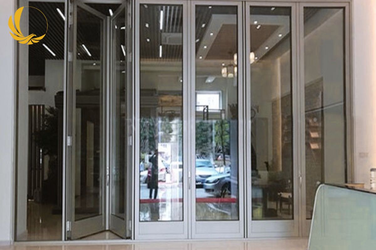 Hệ 65 kết hợp kính hộp nan đồng nghệ thuật