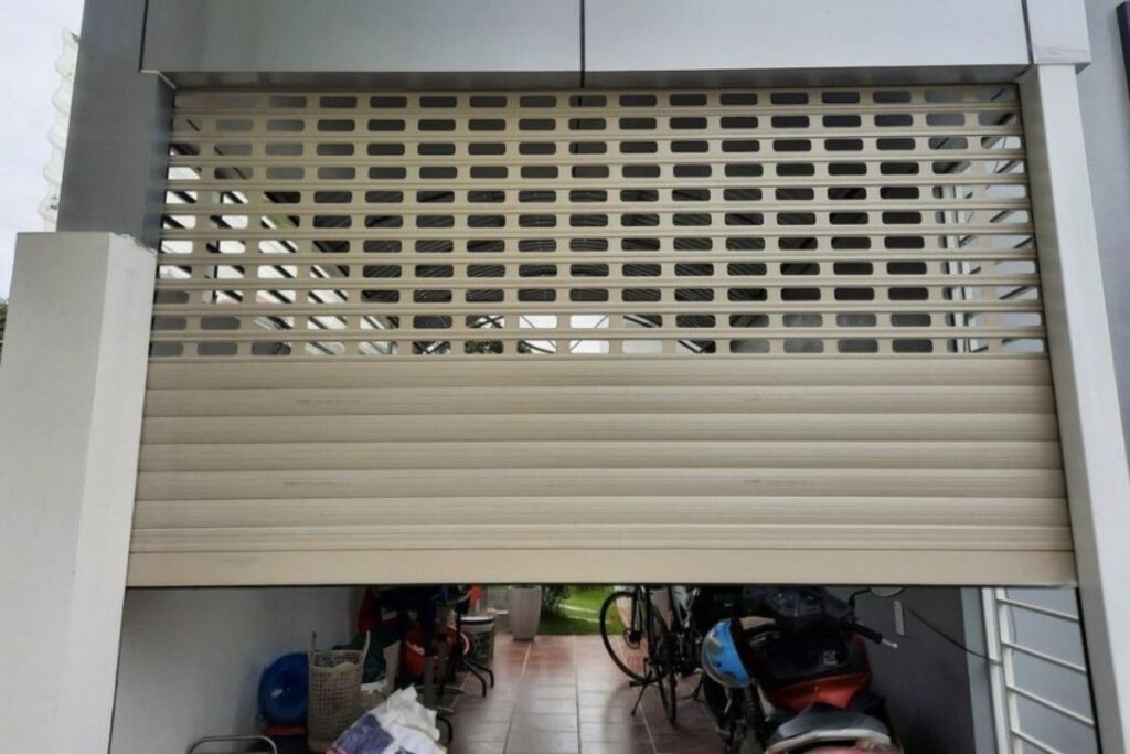 Cửa cuốn khe thoáng công nghệ Đức