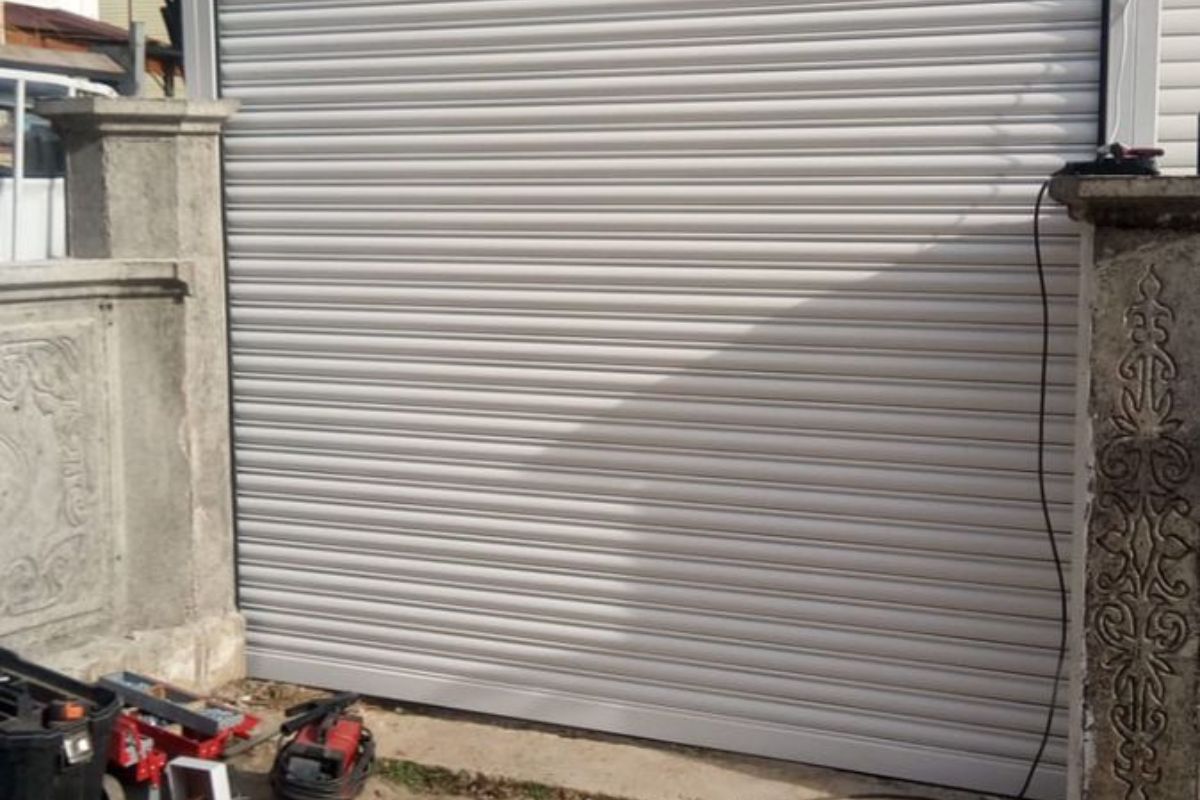 Đơn vị lắp đặt cửa cuốn Bình Dương uy tín và chính hãng hàng đầu