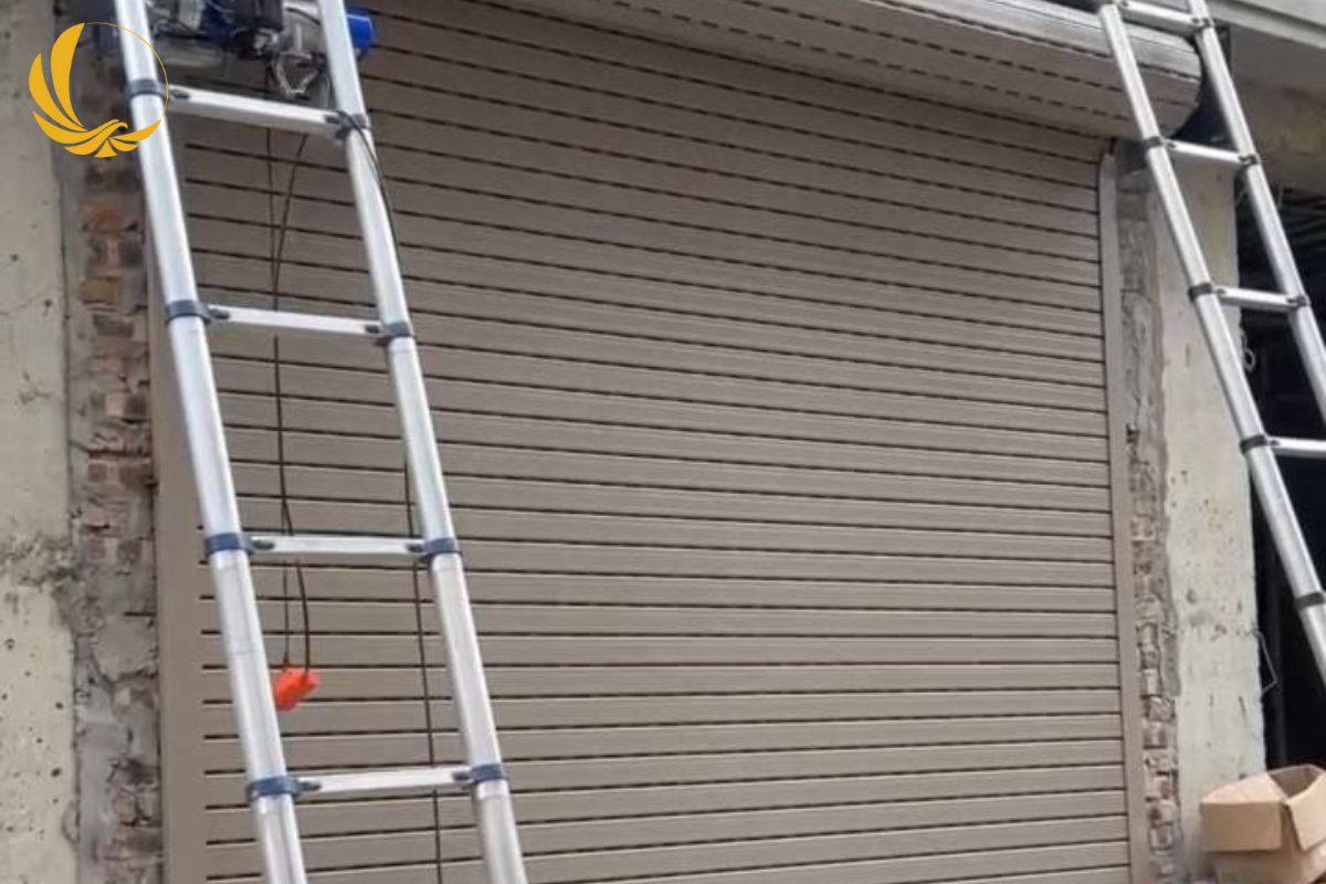 Lắp đặt cửa cuốn Austdoor cho nhà chị An tại Cần Giuộc