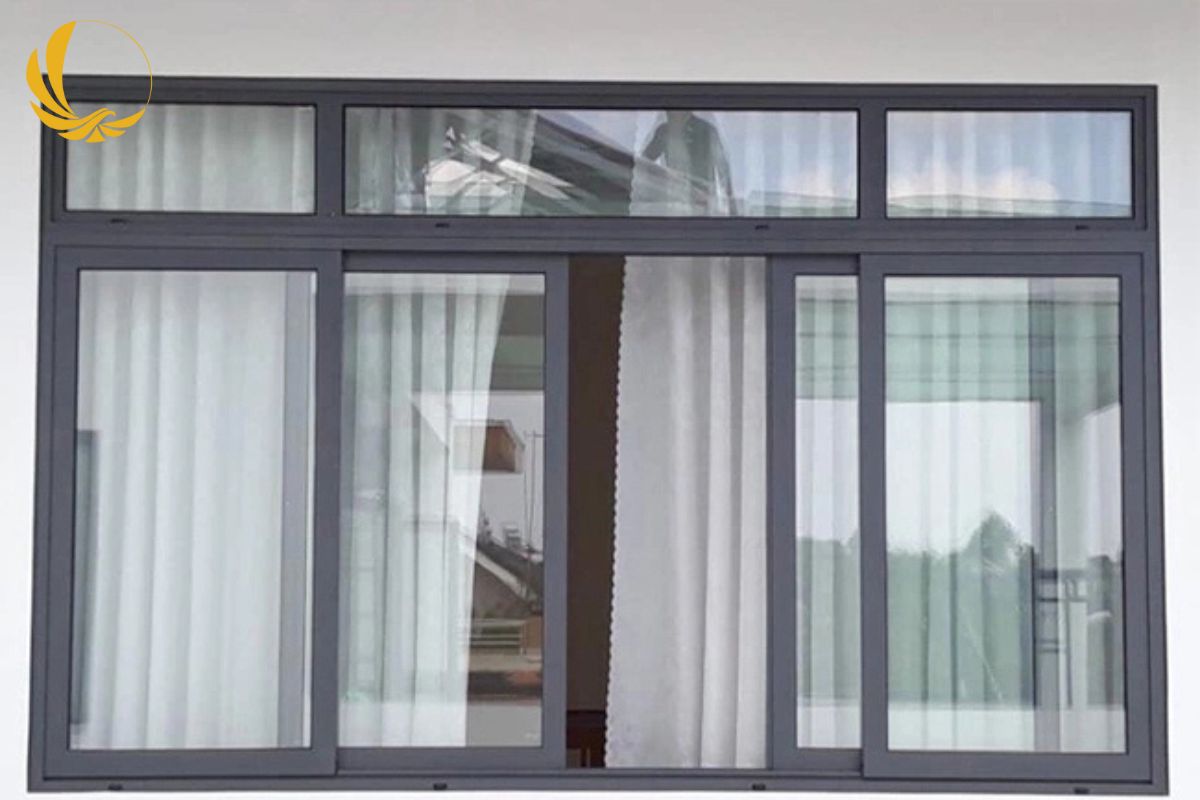 Mẫu cửa kính nhà cấp 4 cánh lùa