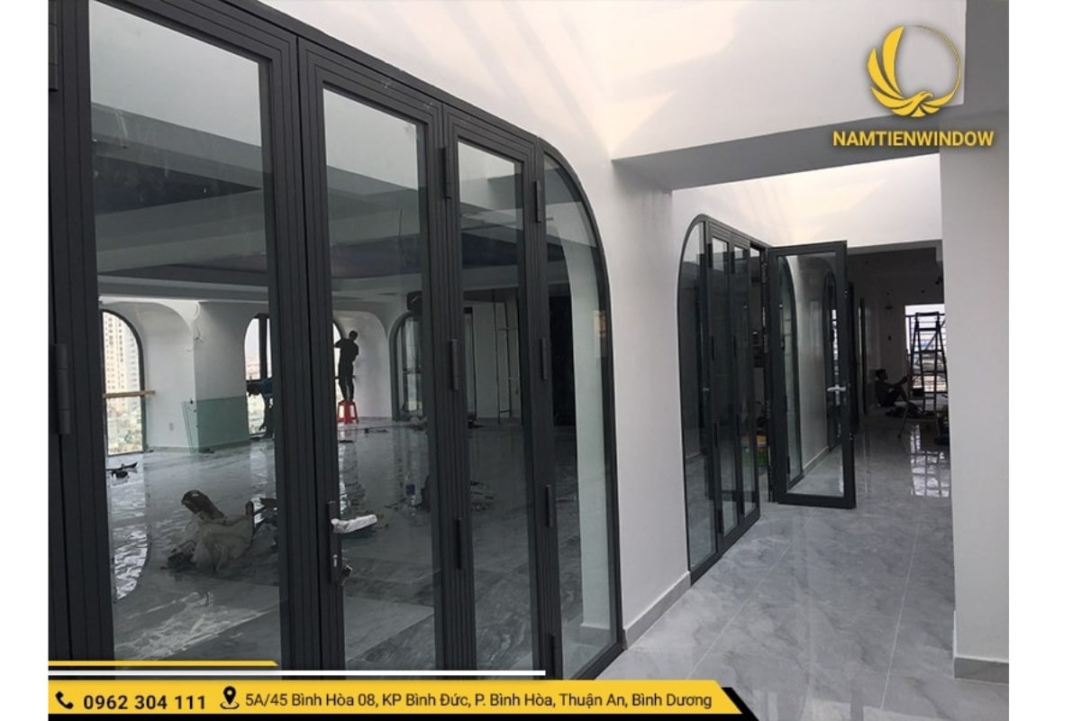 Mẫu vách kính cố định uốn vòm nhôm xingfa