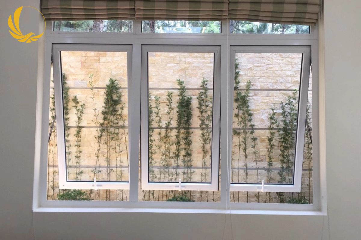 Cửa sổ nhôm 3 cánh mở hất