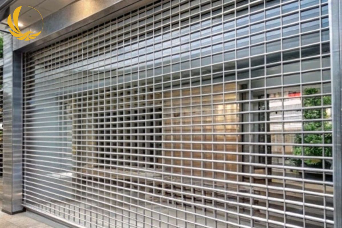 Cửa cuốn xuyên sáng