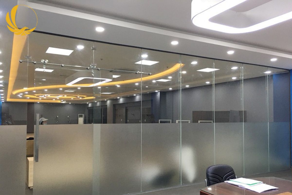 Cam kết thời gian thi công vách kính cường lực Bình Dương đúng tiến độ