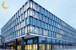 Lý do nên lắp đặt vách kính cường lực mặt tiền ngay hôm nay