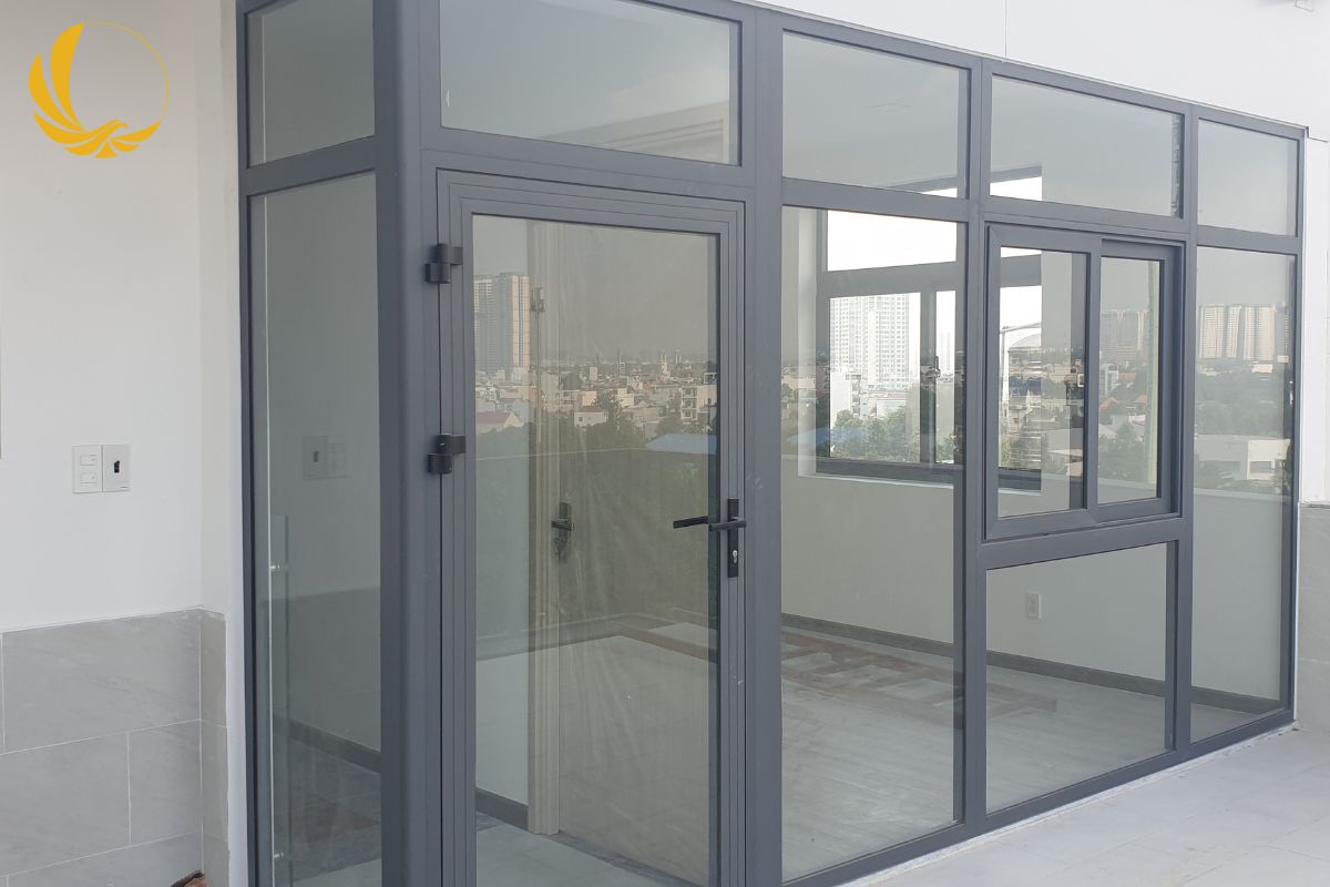Vách kính mặt tiền TPHCM