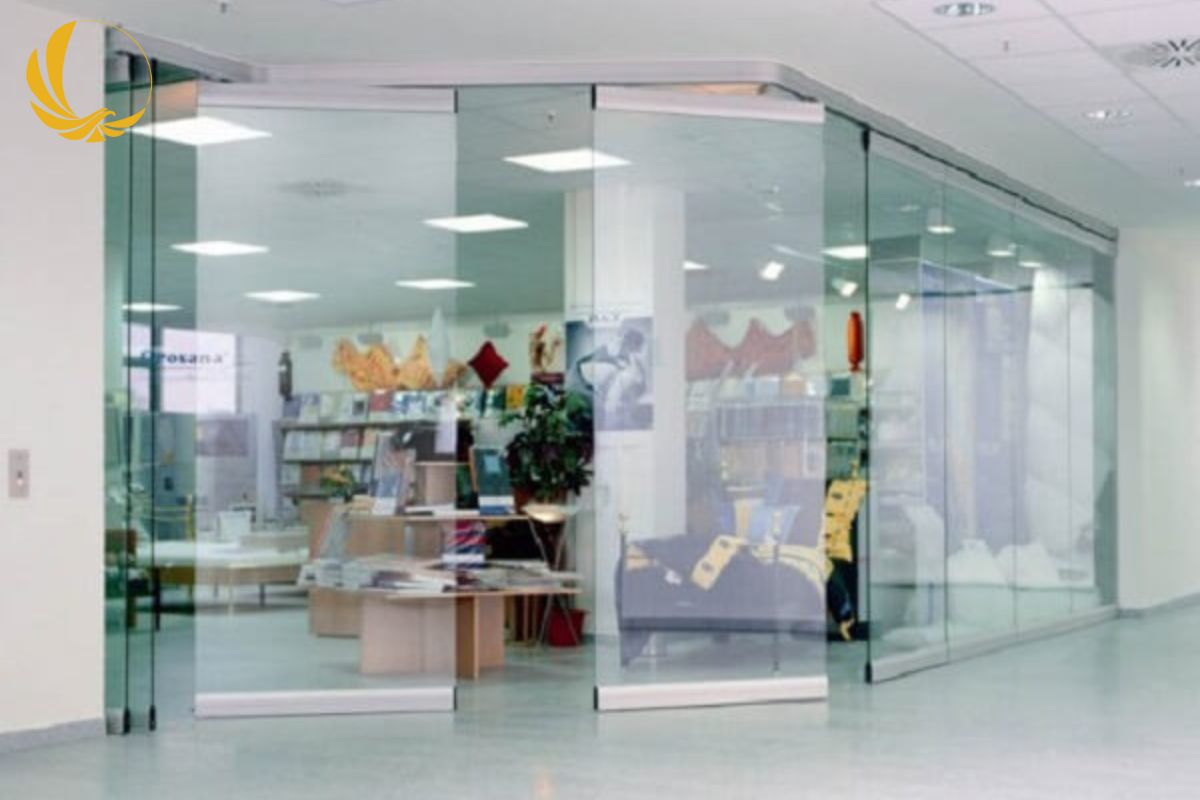 Tại sao nên chọn vách kính di động tại công ty Nam Tiến Window
