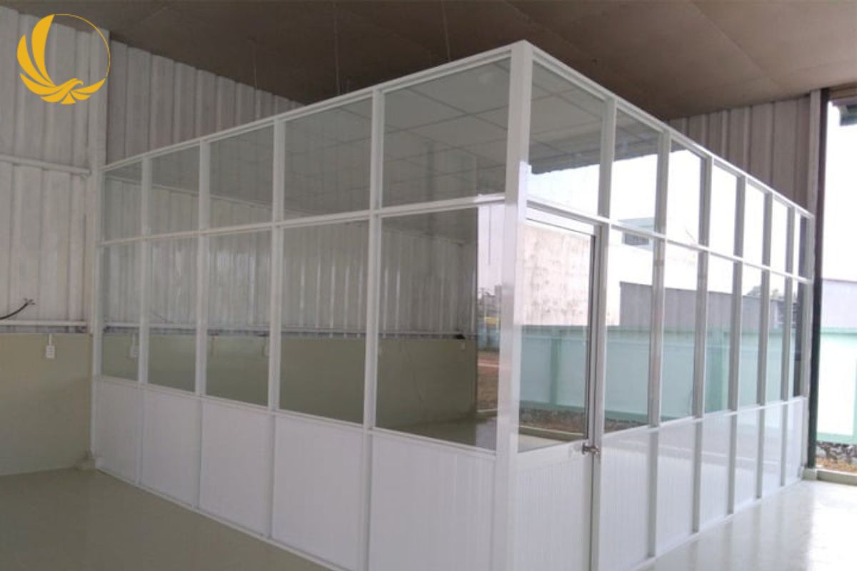 Gam màu trắng trang nhã tạo cảm giác thoáng đãng và sang trọng hơn