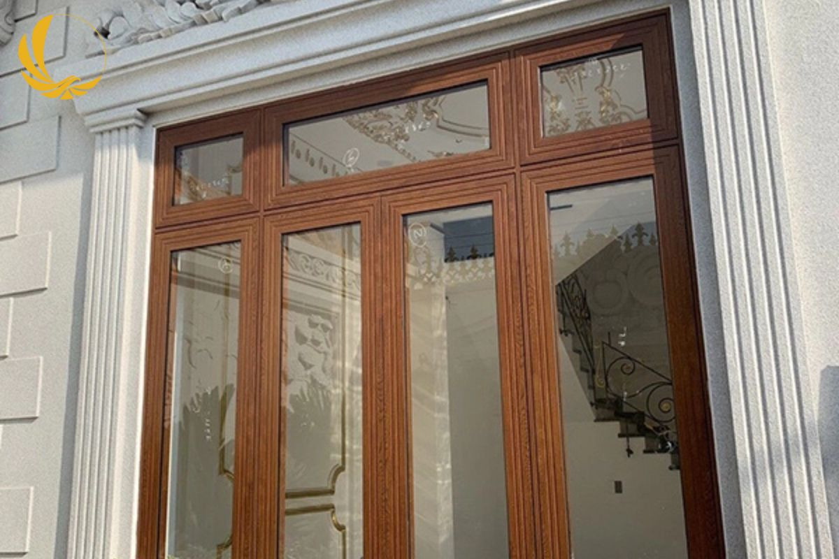 Mẫu cửa sổ nhôm xingfa mở hất giả gỗ đẹp