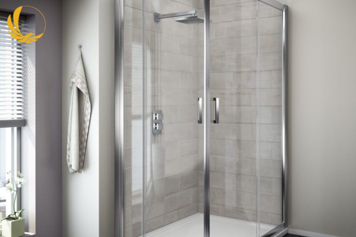 Vách kính uốn cong nghệ thuật tạo vẻ mềm mại, đầy đẳng cấp