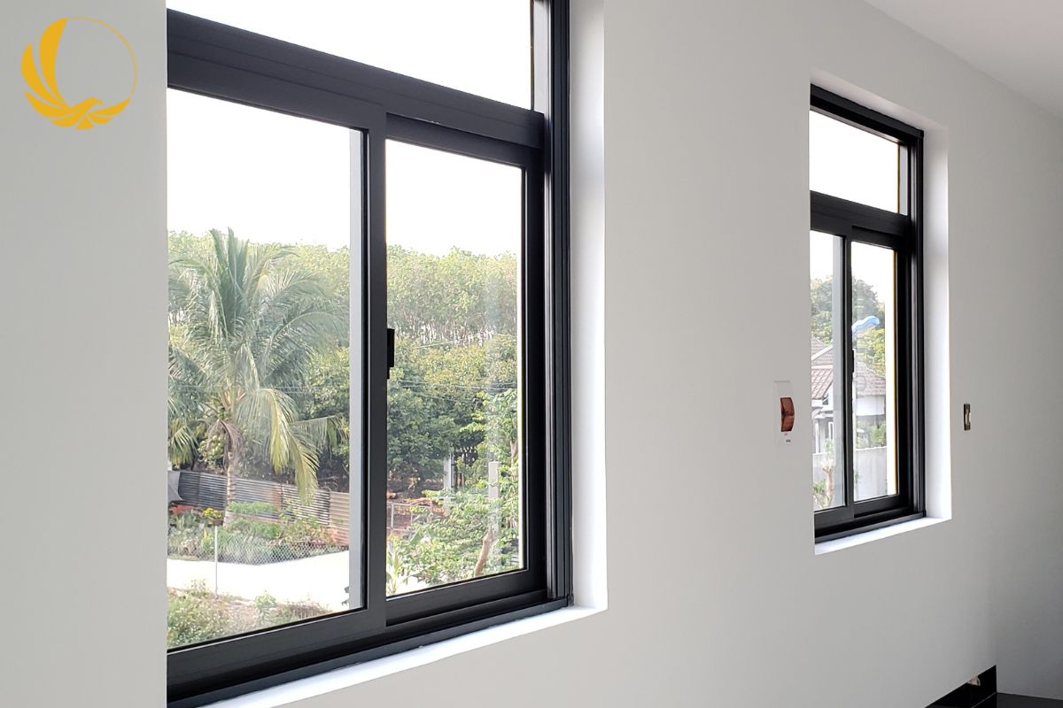 Cửa sổ lùa 2 cánh vận hành nhẹ nhàng, an toàn khi đón gió