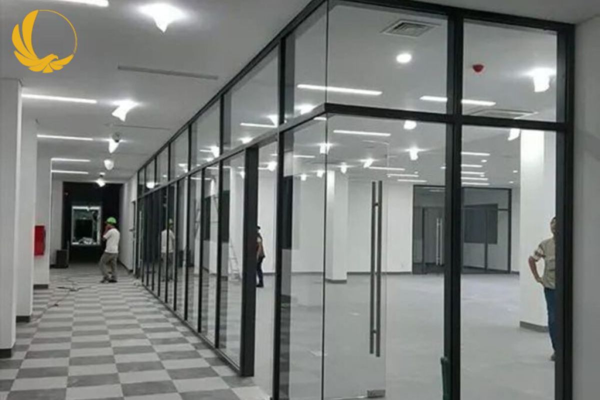 Quy trình thi công vách nhôm kính chuẩn chuyên nghiệp, minh bạch từng bước tại Nam Tiến