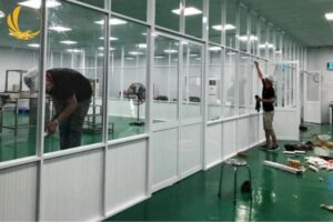 Hướng dẫn quy trình tháo cửa kính cường lực an toàn đúng cách