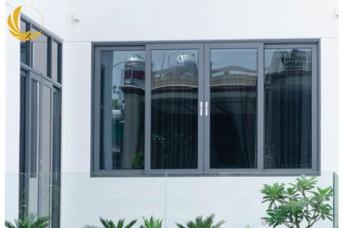 Cửa sổ lùa 4 cánh nhôm Xingfa hệ 55 giá tốt nhưng vẫn đảm bảo chắc chắn