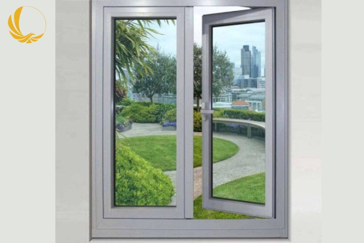 Cửa Sổ Mở Quay 2 Cánh Nhôm Xingfa màu trắng sứ giúp mở rộng không gian thị giác cho căn hộ nhỏ