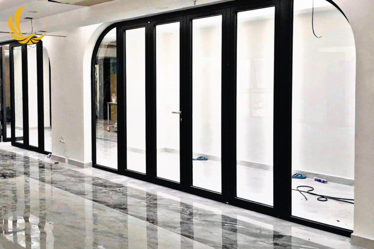 Dự án vách ngăn nhôm xingfa hệ 55 cho nhà phố hiện đại tại Dĩ An