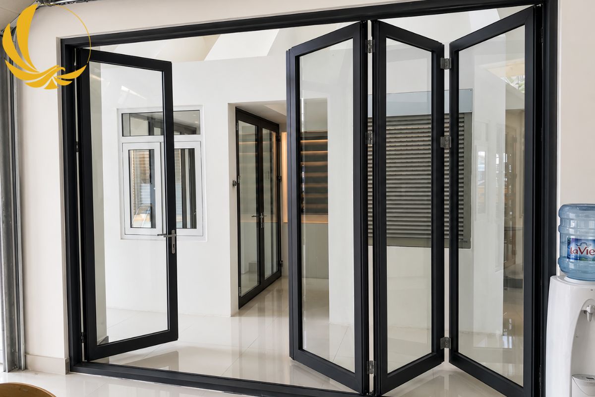 Dự án thi công cửa nhôm xingfa 4 cánh xếp trượt cho văn phòng Công ty An Phát ở Thuận An