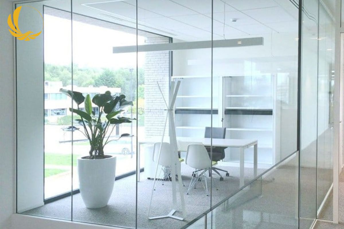 Kính cường lực nội địa chính hãng tại Nam Tiến Window