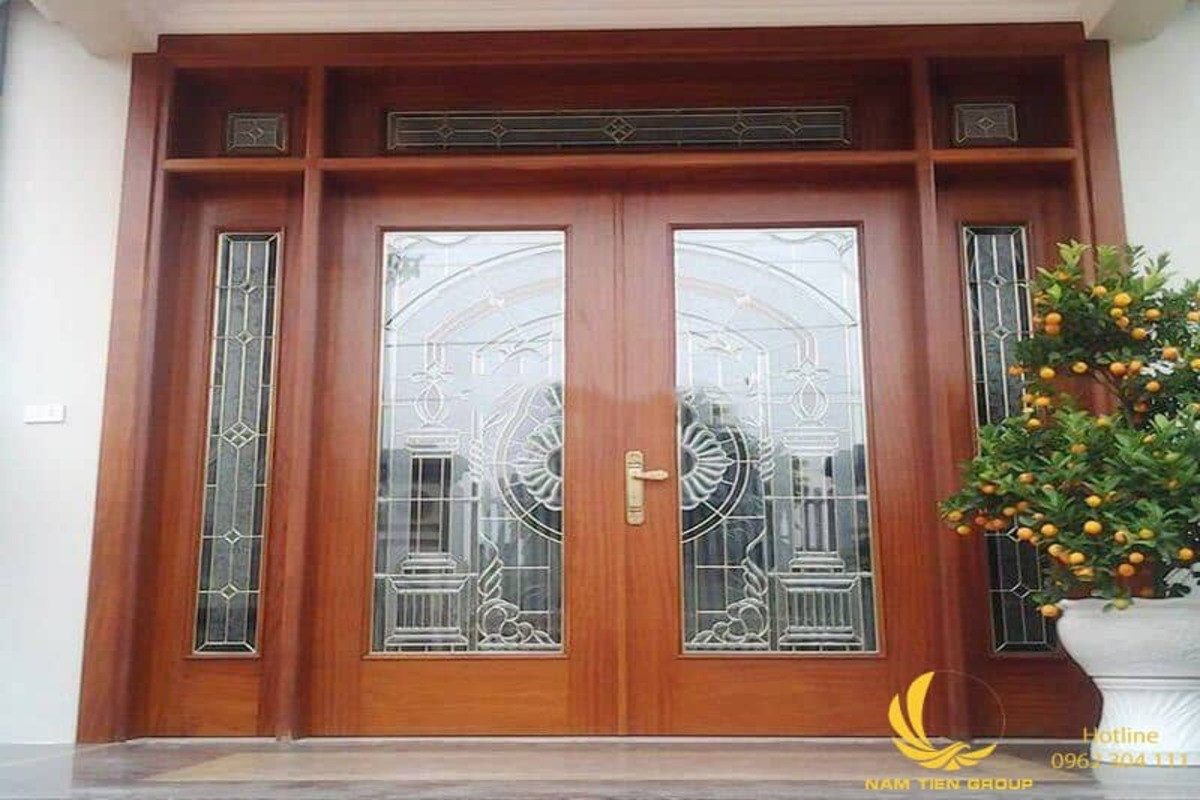 Thiết kế mở quay linh hoạt giúp tối ưu hóa diện tích lối ra vào khi lắp đặt cửa nhôm xingfa 4 cánh