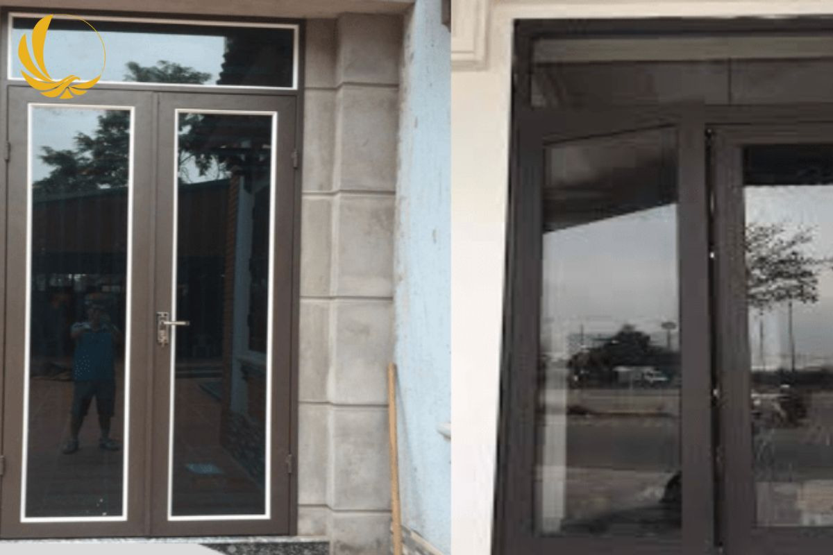 Mẫu cửa sổ mở lùa 2 cánh kính phản quang giúp bảo vệ sự riêng tư tuyệt đối vào ban ngày