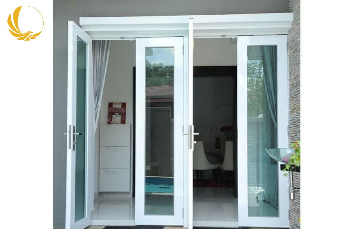 Cửa đi nhôm Xingfa mở quay